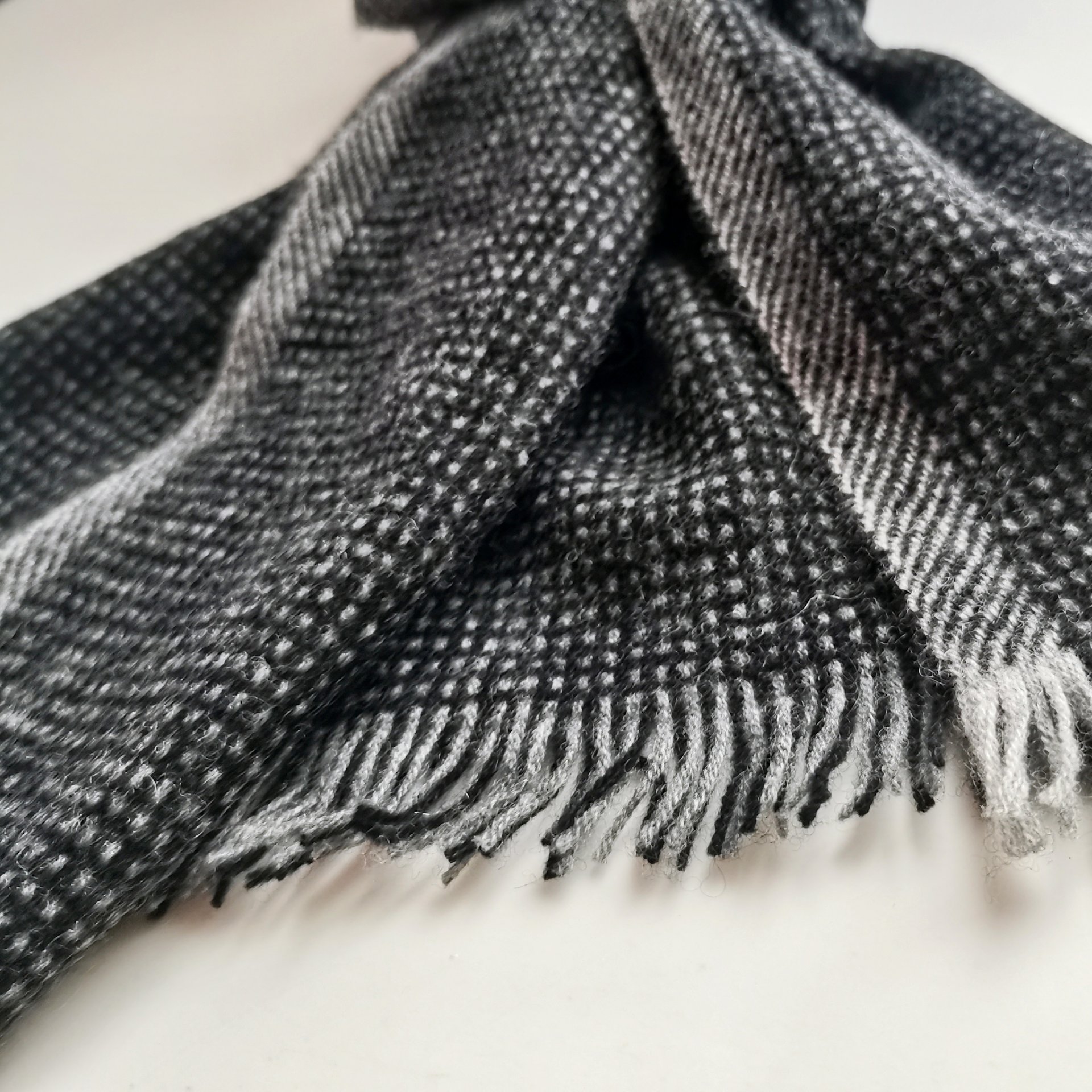 100% CASHMERE WOVEN SCARF FINISHED EDGE SCW-5024-LTM