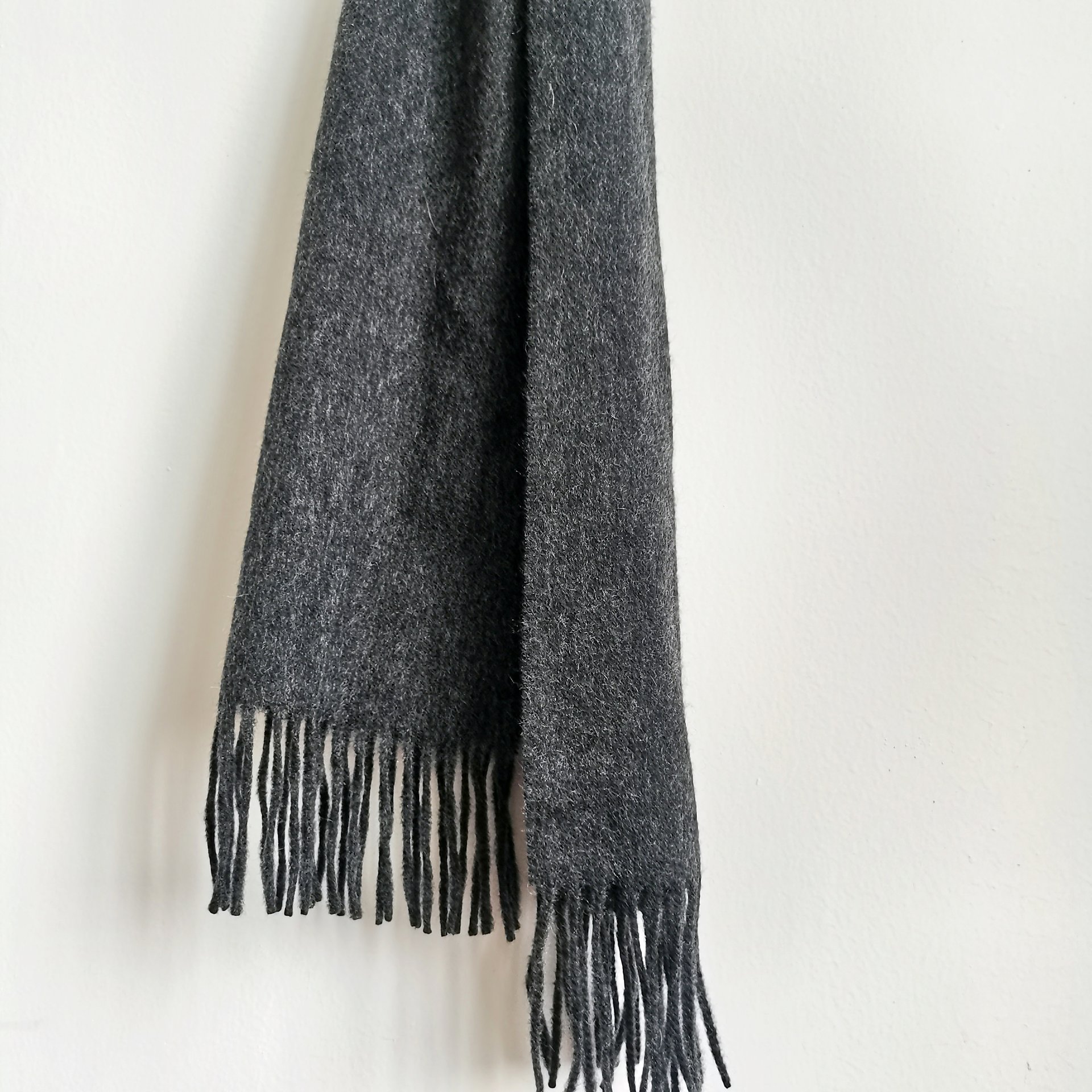 100% CASHMERE WOVEN CHARCOAL SCARF SCW-2119004-TD