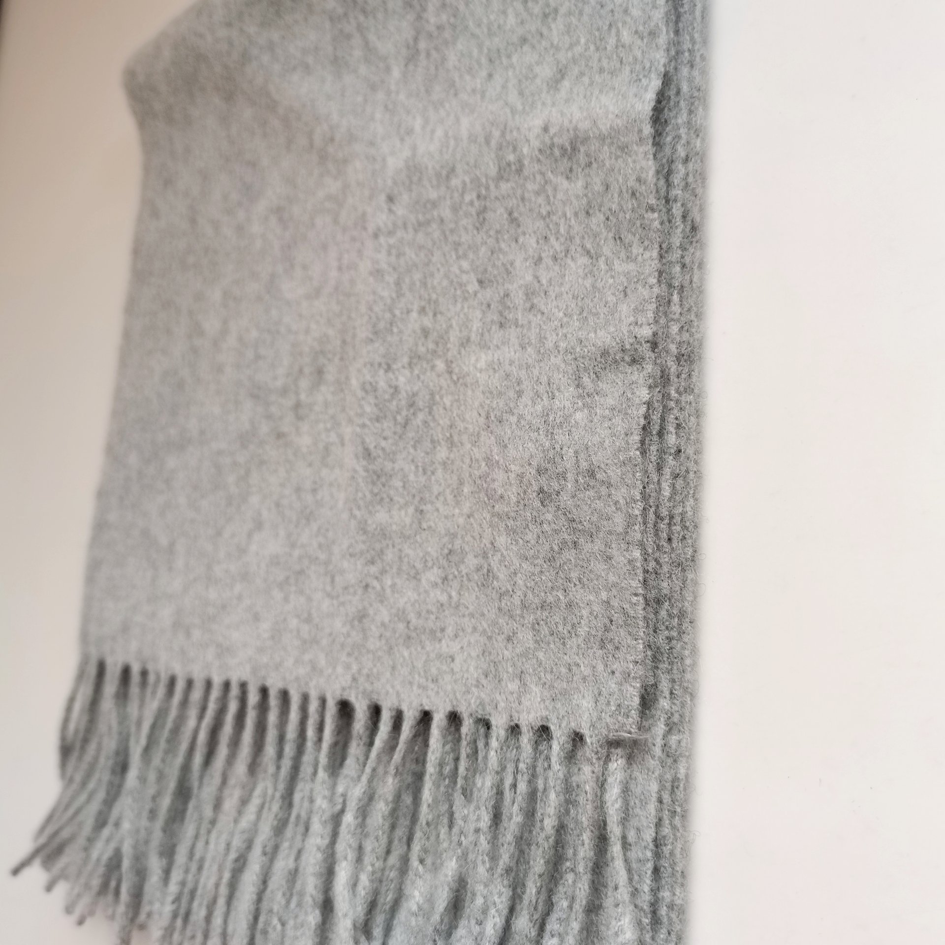 100% CASHMERE WOVEN GREY SCARF SCW-8171-AMC