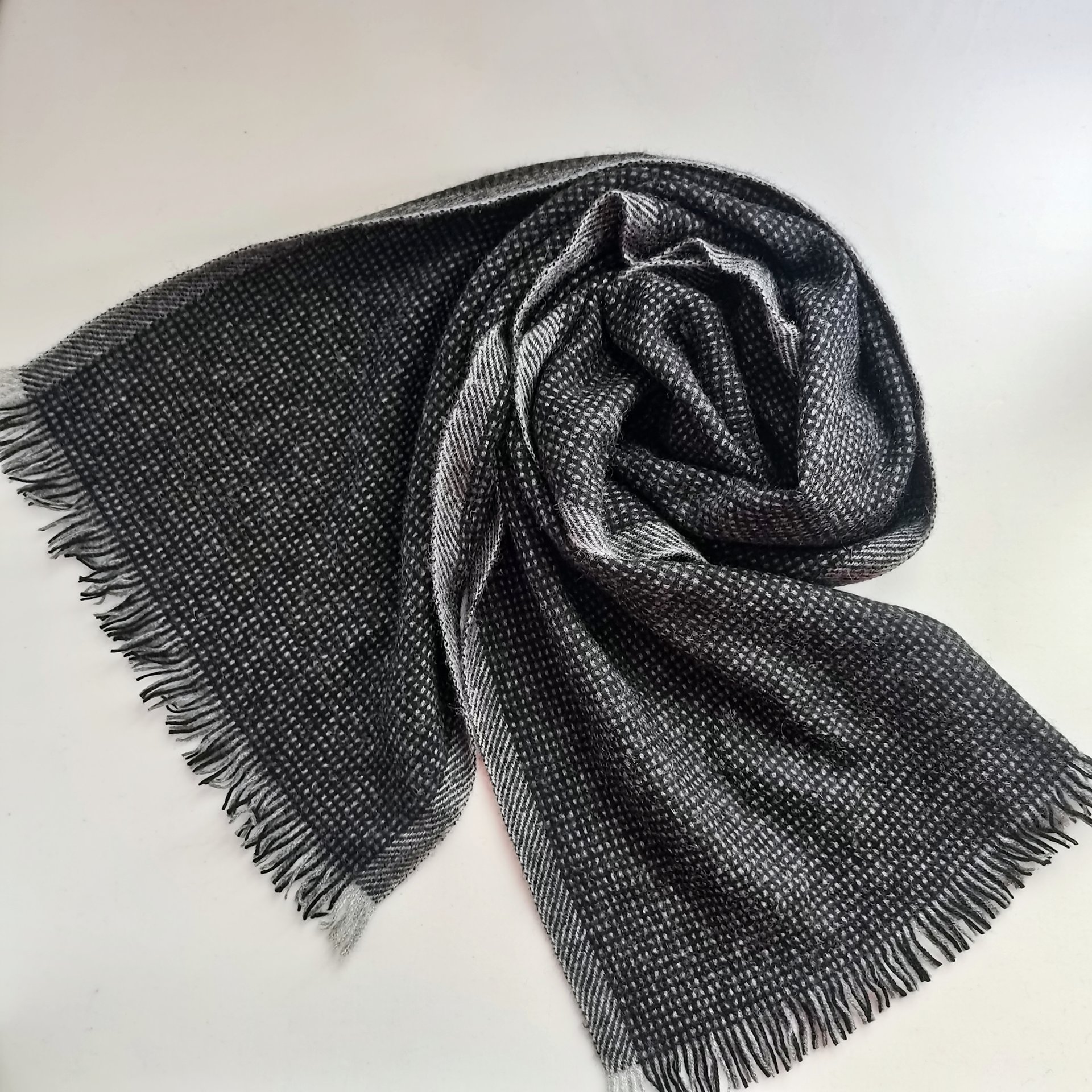 100% CASHMERE WOVEN SCARF FINISHED EDGE SCW-5024-LTM